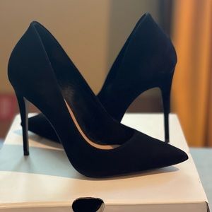 Aldo black heels size 7.5